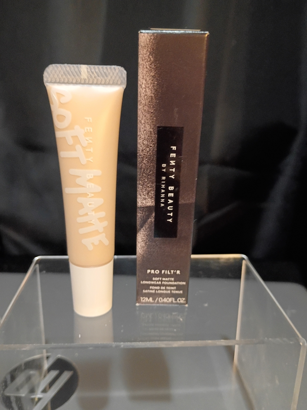 Fenty Beauty Pro Filt'r Soft Matte Foundation  - 140